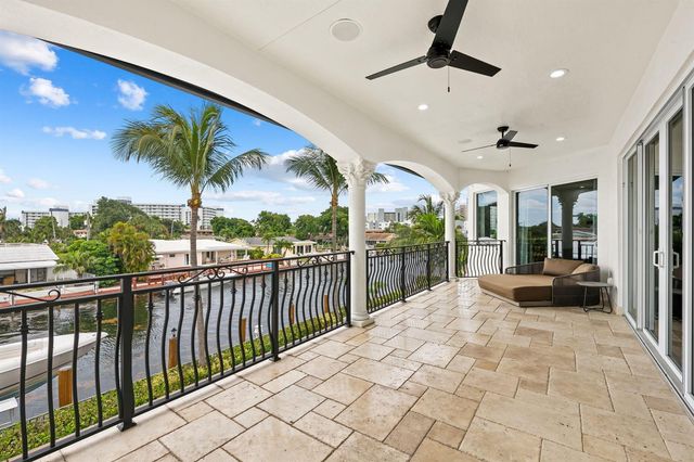 1261 NE 27th Way, Pompano Beach, FL 33062