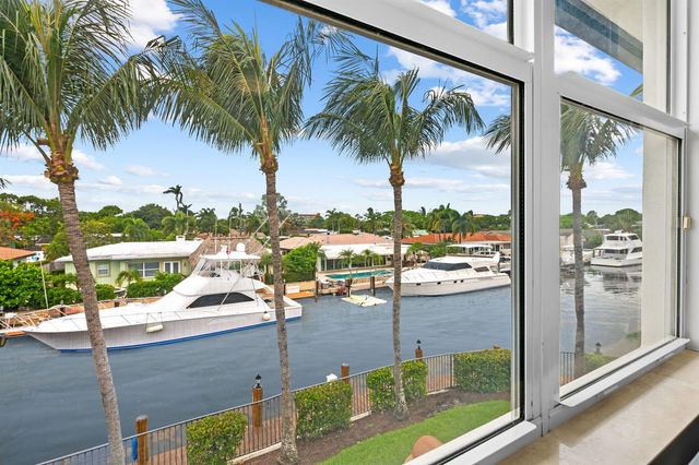 1261 NE 27th Way, Pompano Beach, FL 33062
