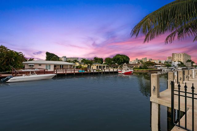 1261 NE 27th Way, Pompano Beach, FL 33062
