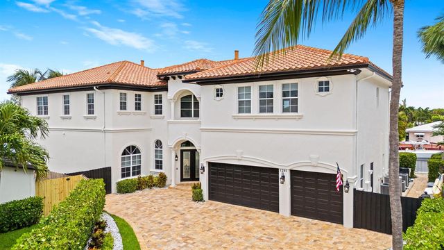 1261 NE 27th Way, Pompano Beach, FL 33062