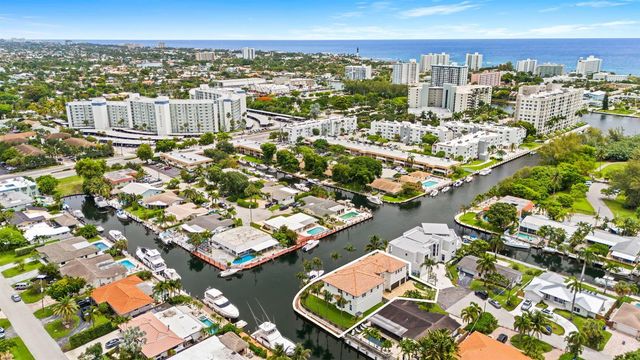 1261 NE 27th Way, Pompano Beach, FL 33062
