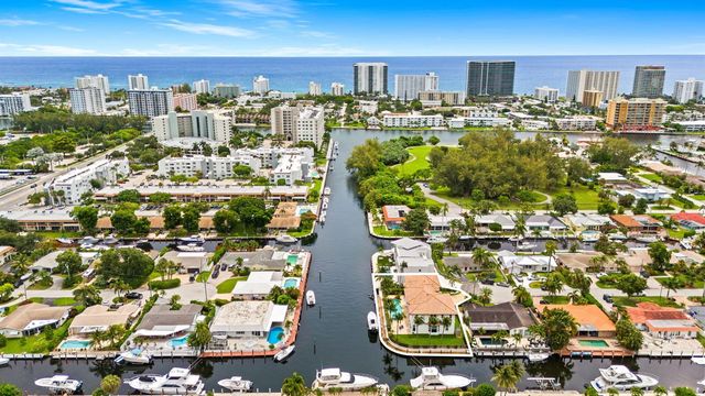 1261 NE 27th Way, Pompano Beach, FL 33062