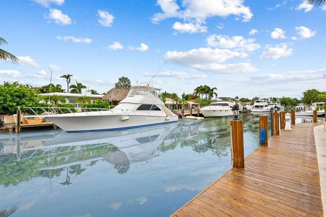 1261 NE 27th Way, Pompano Beach, FL 33062