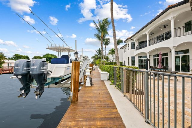 1261 NE 27th Way, Pompano Beach, FL 33062