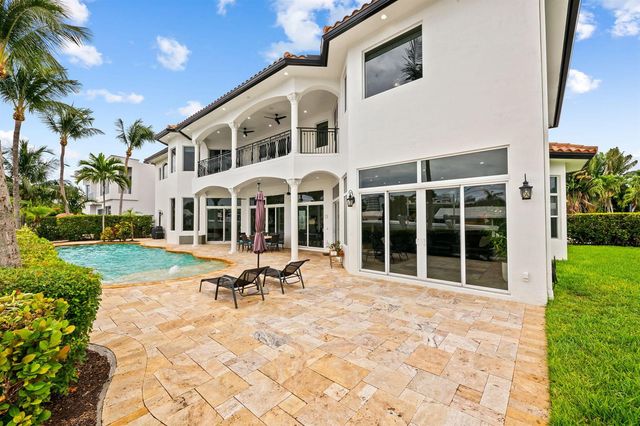 1261 NE 27th Way, Pompano Beach, FL 33062