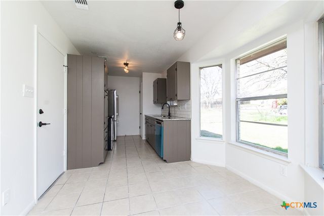 1609 Hughes Avenue, Copperas Cove, TX 76522