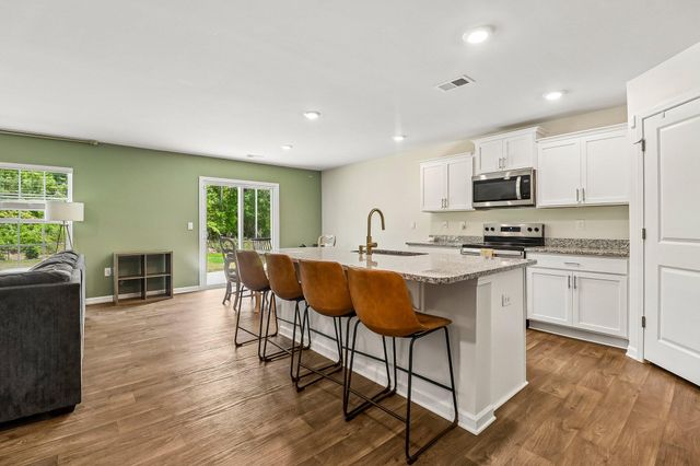 193 W Rapid Run, Camden, SC 29020