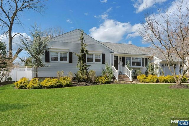 205 Rockland Avenue, River Vale, NJ 07675
