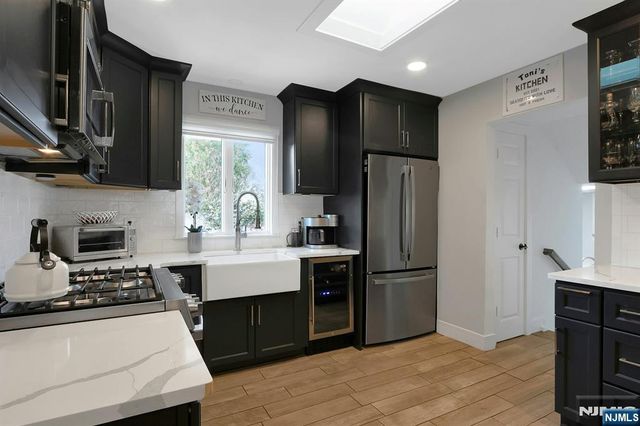 205 Rockland Avenue, River Vale, NJ 07675