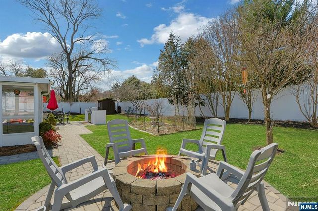 205 Rockland Avenue, River Vale, NJ 07675