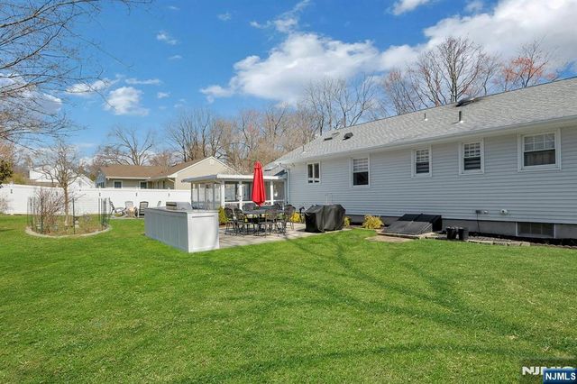 205 Rockland Avenue, River Vale, NJ 07675