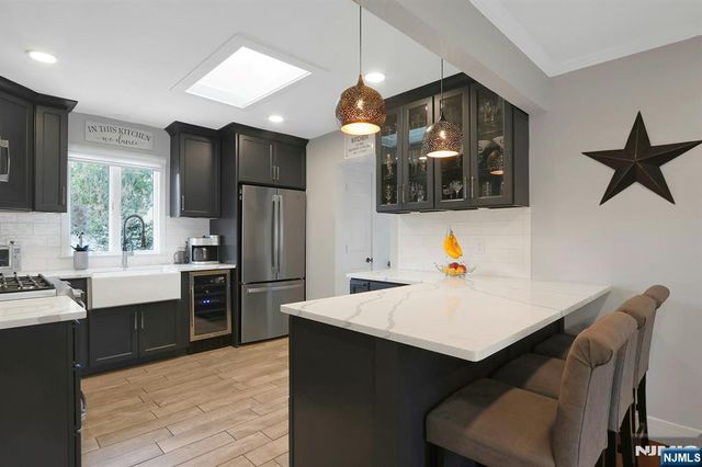 205 Rockland Avenue, River Vale, NJ 07675