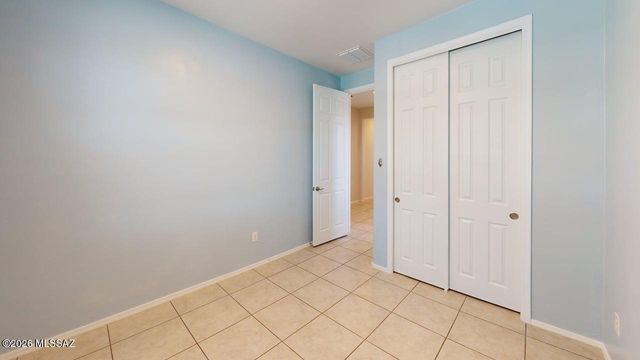 6597 E Via Arroyo Azul, Tucson, AZ 85756