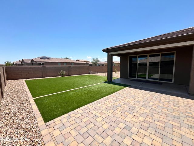 6597 E Via Arroyo Azul, Tucson, AZ 85756