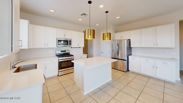 6597 E Via Arroyo Azul, Tucson, AZ 85756
