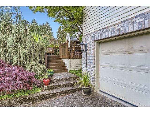 14525 Sw CHESTERFIELD Ln, Portland, OR 97224