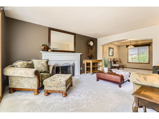 14525 Sw CHESTERFIELD Ln, Portland, OR 97224