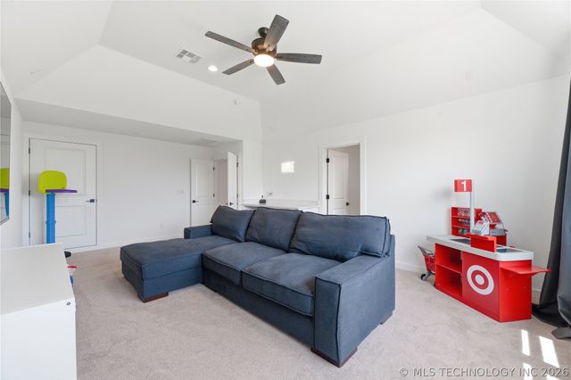 12743 S 4th Street, Jenks, OK 74037