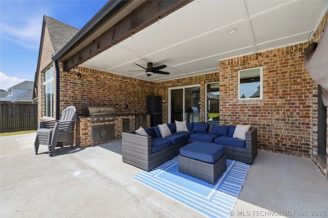 12743 S 4th Street, Jenks, OK 74037