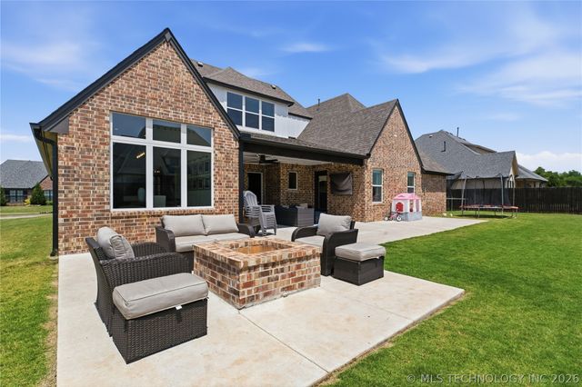 12743 S 4th Street, Jenks, OK 74037