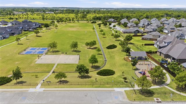 12743 S 4th Street, Jenks, OK 74037