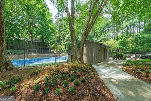 1202 Cumberland Court SE, Smyrna, GA 30080