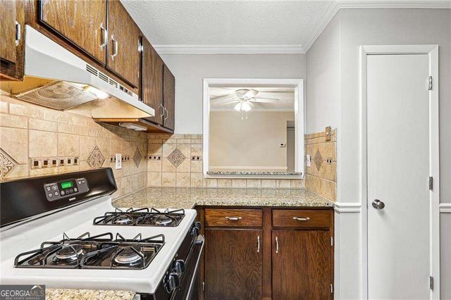 1202 Cumberland Court SE, Smyrna, GA 30080