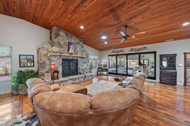 951 Riverview Drive, Gardnerville, NV 89460