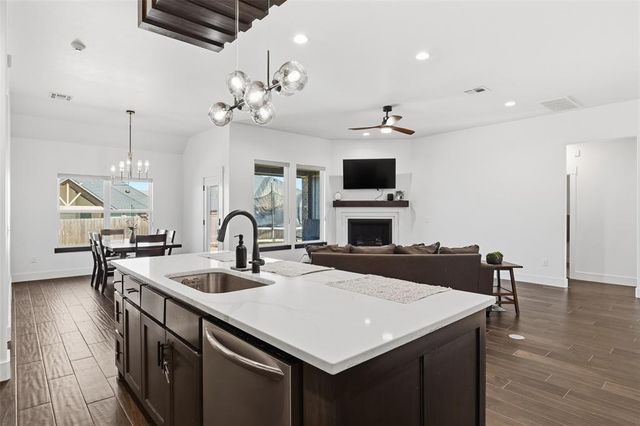 9341 SW 43rd Street, Oklahoma City, OK 73179