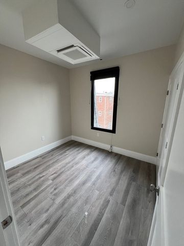366 Broadway 304, Everett, MA 02149