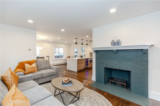 126 Columbia Avenue, Cranston, RI 02905