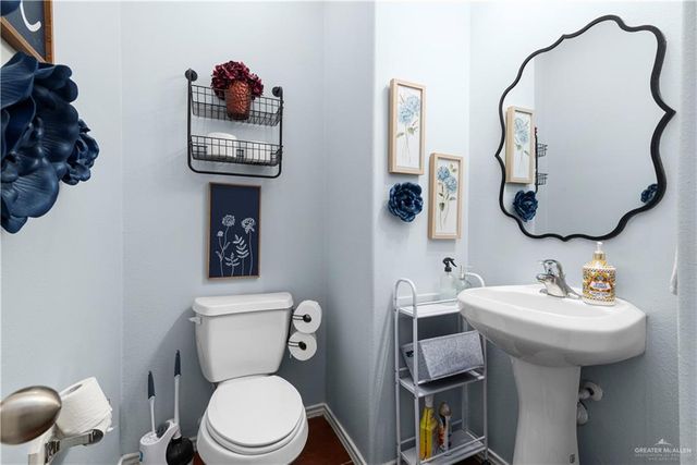 2010 Webster Drive, Edinburg, TX 78542