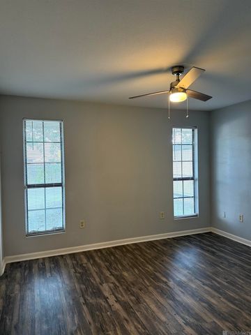 3854 N Yosemite Dr, Baton Rouge, LA 70814