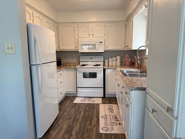 3854 N Yosemite Dr, Baton Rouge, LA 70814