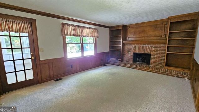 1056 Spring Mill Drive SW, Lilburn, GA 30047