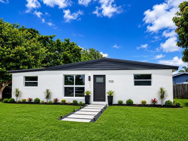 4181 Winchester Lane, Gun Club Estates, West Palm Beach, FL 33406