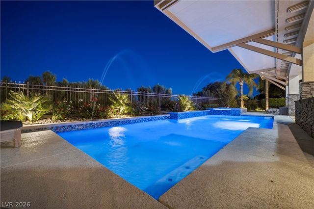 9320 Tournament Canyon Drive, Las Vegas, NV 89144