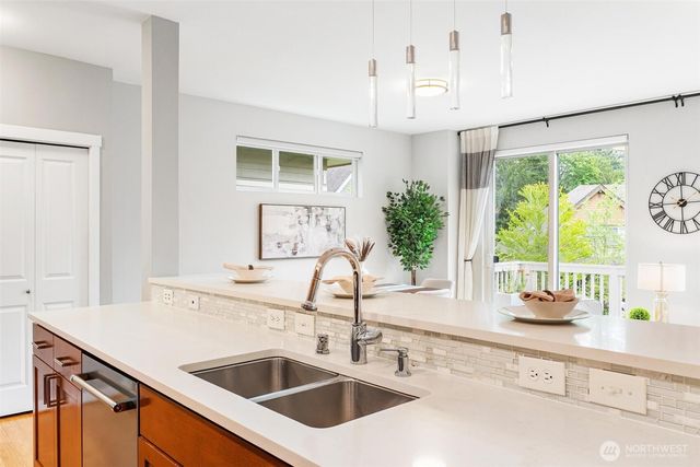 2331 NE Park Drive, Issaquah, WA 98029