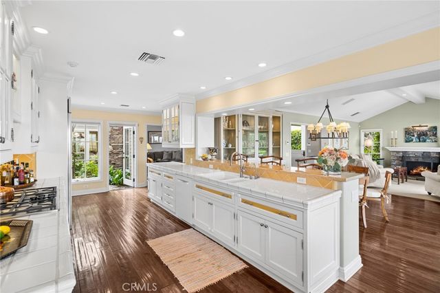 1921 Yacht Colinia, Newport Beach, CA 92660