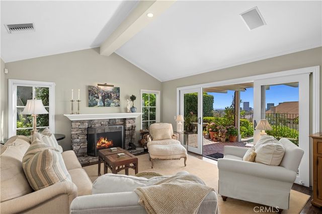 1921 Yacht Colinia, Newport Beach, CA 92660