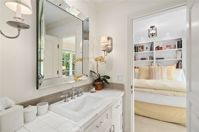 1921 Yacht Colinia, Newport Beach, CA 92660