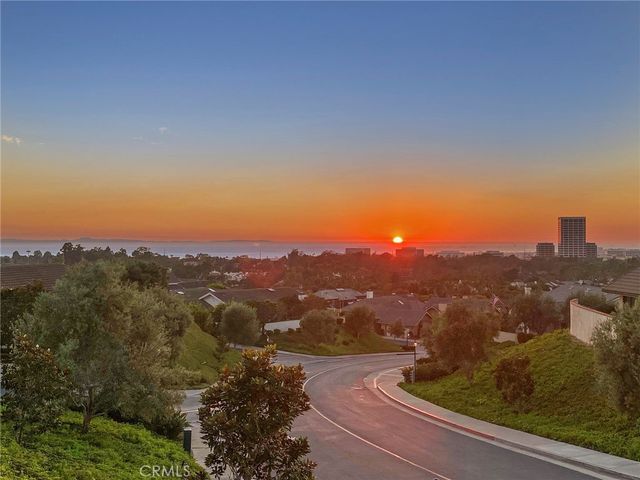 1921 Yacht Colinia, Newport Beach, CA 92660