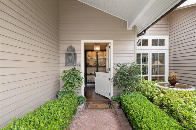 1921 Yacht Colinia, Newport Beach, CA 92660