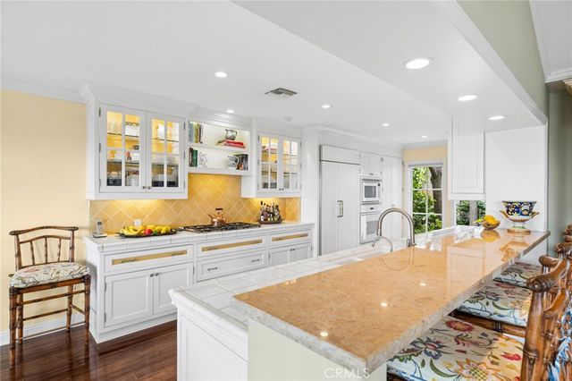 1921 Yacht Colinia, Newport Beach, CA 92660