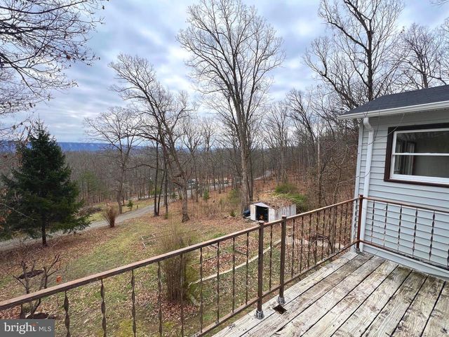 2932 KERNS SCHOOL RD, Springfield, WV 26763
