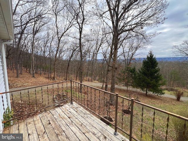2932 KERNS SCHOOL RD, Springfield, WV 26763