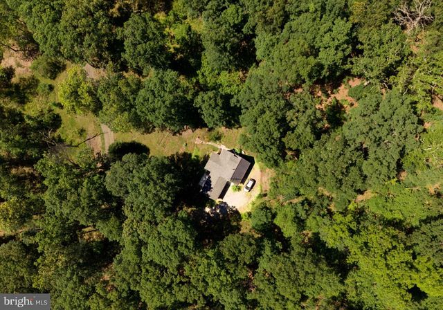 2932 KERNS SCHOOL RD, Springfield, WV 26763
