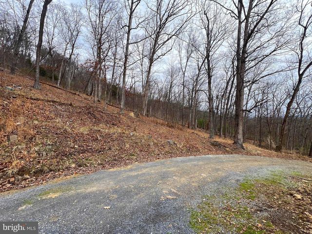 2932 KERNS SCHOOL RD, Springfield, WV 26763