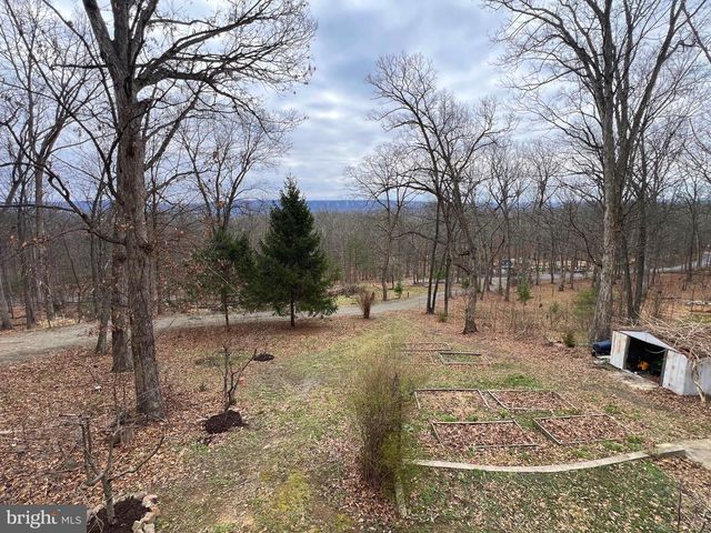 2932 KERNS SCHOOL RD, Springfield, WV 26763
