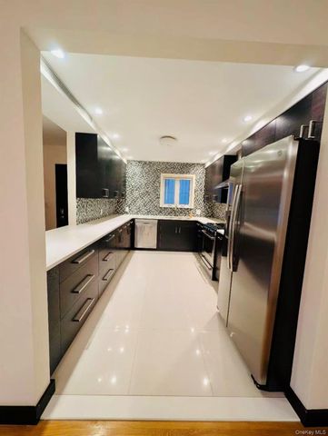 6408 213th Street, Oakland Gardens, NY 11364